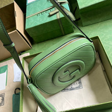 Load image into Gallery viewer, G u c c i green soho