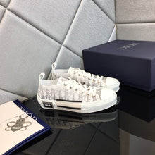 Load image into Gallery viewer, D i o r sneakers