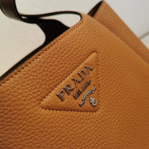 P r a d a brown