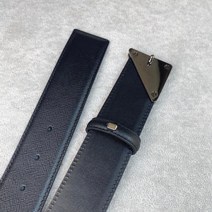 P r a d a belt