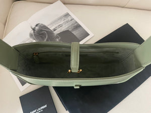 Y s l olive 24.5cm