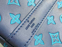 Load image into Gallery viewer, L v duffle keepall 50
