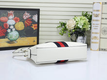 Load image into Gallery viewer, Ophidia shoulder bag