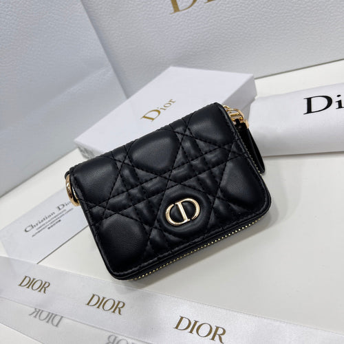 D i o r wallet