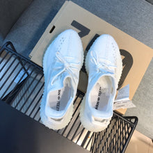 Load image into Gallery viewer, Y E E Z Y - 350 - B 0 0 S T (Whiteys)