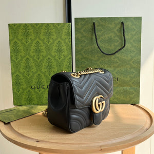 G u c c i 18*13.5*8 Cm.