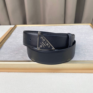 P r a d a belt