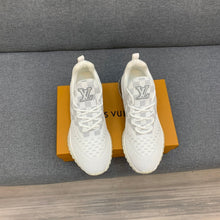 Load image into Gallery viewer, L V - Chex Trainer [White]