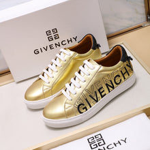 Load image into Gallery viewer, G I V E N C H Y - Sneaker (Gold)