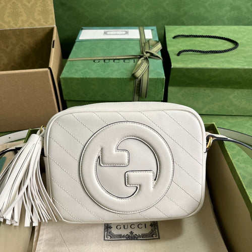G u c c i white soho
