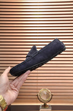 Load image into Gallery viewer, G U C C I - Driving Shoe (2 Colours Available)