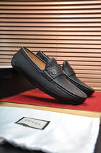 Load image into Gallery viewer, G U C C I - Driving Shoe (2 Colours Available)