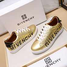 Load image into Gallery viewer, G I V E N C H Y - Sneaker (Gold)