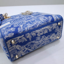 Load image into Gallery viewer, lady D i o r blue