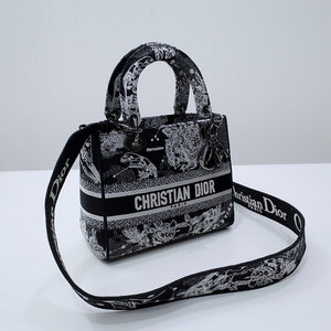 Lady D i o r 24cm
