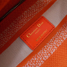 Load image into Gallery viewer, Lady D i o r 24cm orange