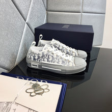 Load image into Gallery viewer, D i o r sneakers