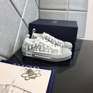 D i o r sneakers