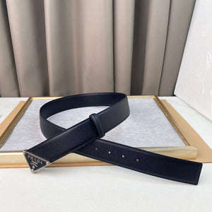 P r a d a belt