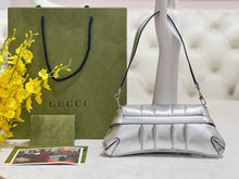 Load image into Gallery viewer, G u c c i silver27*11.5*5cm