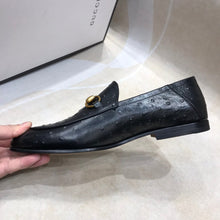 Load image into Gallery viewer, GG H o r s e b i t - Ostrich Loafers