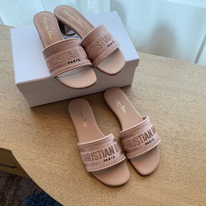 D I O R - Light Pink Sliders