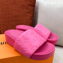 Load image into Gallery viewer, L V - Platform Slides (Pink)