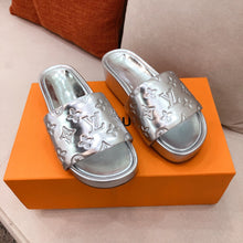 Load image into Gallery viewer, L V - Platform Slides (Silver)