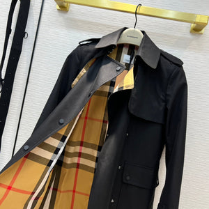 B u r b e r r y coat