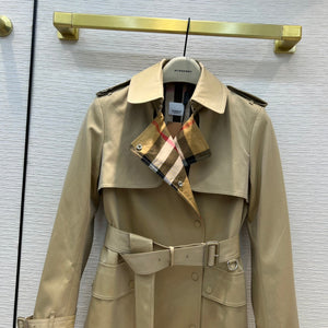 B u r b e r r y coat