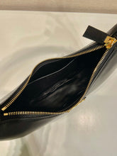 Load image into Gallery viewer, P r a d a  Arqué18cm