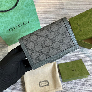 G u c c i wallet