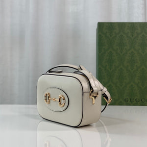 G u c c i cross body
