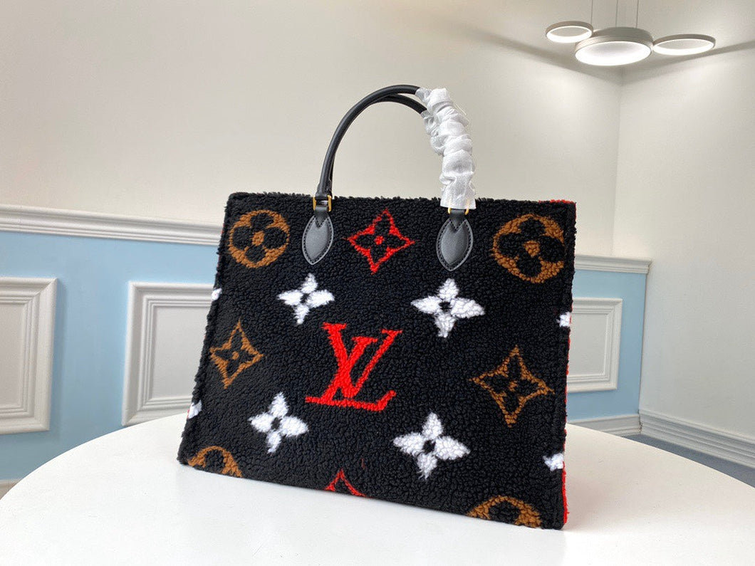 L v teddy tote 41.0 x 34.0 x 19.0 cm