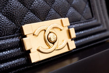 Load image into Gallery viewer, C hanel boy b/gold 20 cm