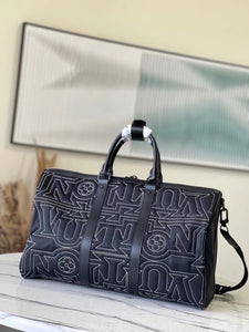 L v duffle