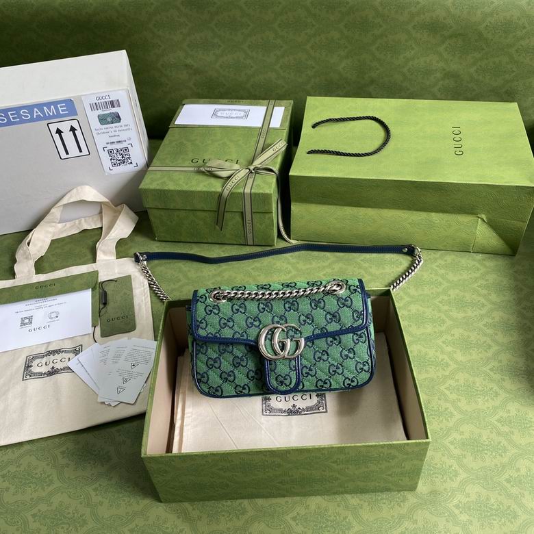 G u c c i green 22cm