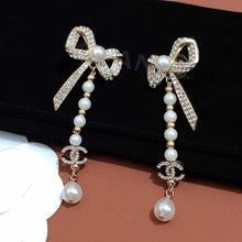 Load image into Gallery viewer, C h a n e l earrings