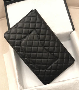 Chanel clutch black