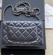 Load image into Gallery viewer, C h a n e l silver :w20×h13×d3.5cm