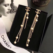 Load image into Gallery viewer, C h a n e l earrings