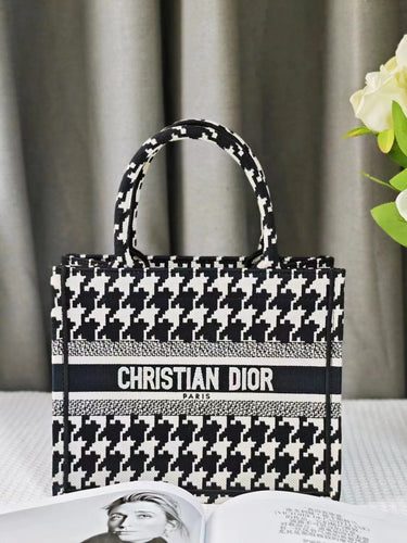 D I o r book 26cm or 36cm