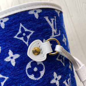 L v blue neverfull