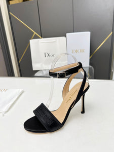 D I o r heels