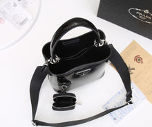 Load image into Gallery viewer, P r a d a black 23 23 13cm