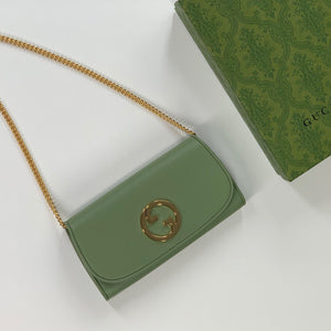 G u c c i crossbody
