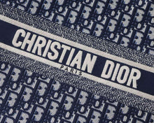 Load image into Gallery viewer, Dior medium 36 cm