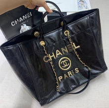 Load image into Gallery viewer, Cha tote black 40 cm