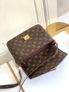 Lv monogram x