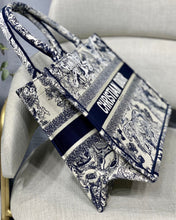 Load image into Gallery viewer, D ior navy book tote 36 cm